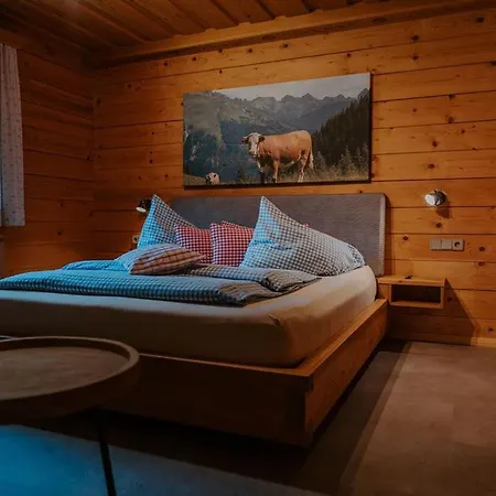 Bauernhof Bio-bergbauernhof Ederhias *