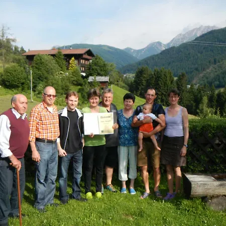 Farm stay Bio-bergbauernhof Ederhias
