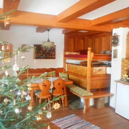 Farm stay Bio-bergbauernhof Ederhias *