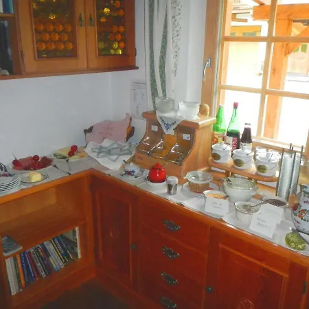 Bio-bergbauernhof Ederhias