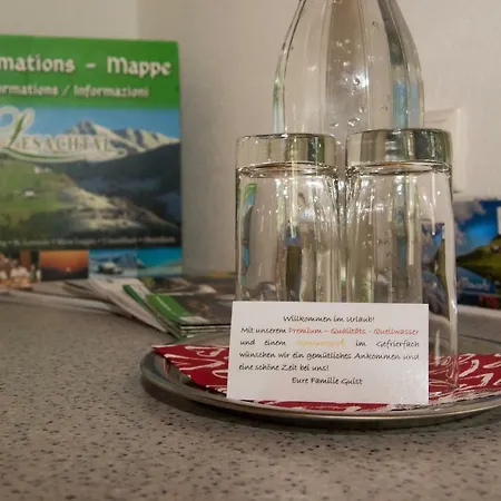 Farm stay Bio-bergbauernhof Ederhias