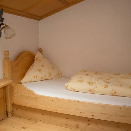 Bio-bergbauernhof Ederhias