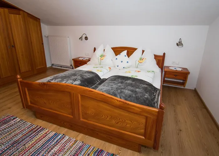 Bio-bergbauernhof Ederhias