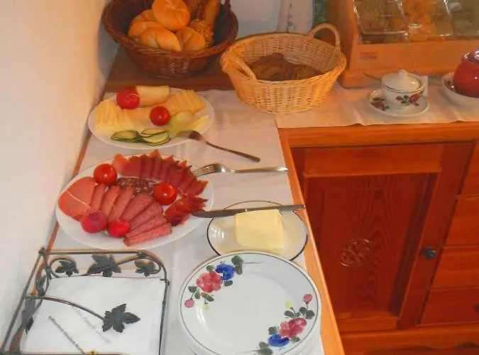 Bio-bergbauernhof Ederhias *