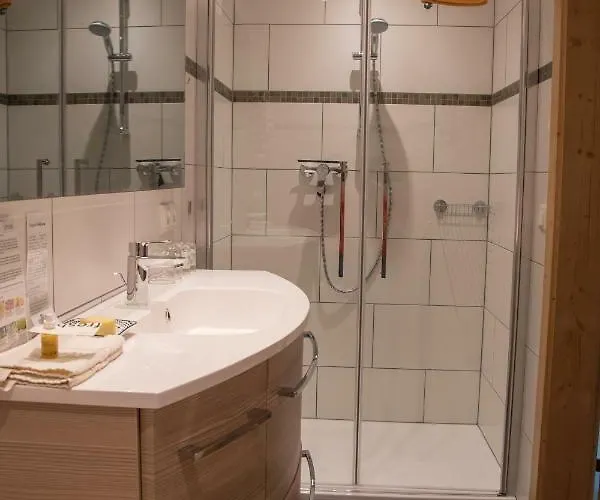 Bio-bergbauernhof Ederhias